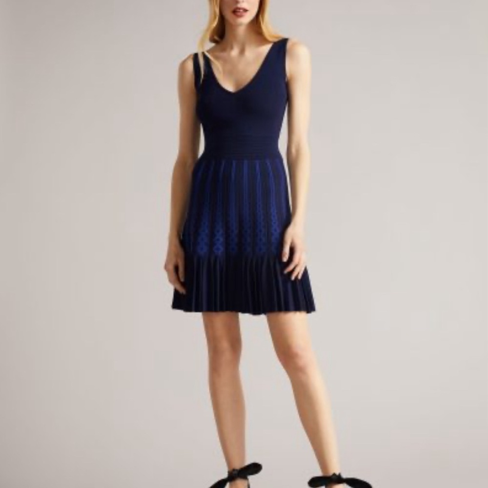 Ted Baker Julote Flippy knit Skater Dress, Color Navy Blue, Size 2